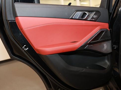 Used 2025 BMW X6 M Competition w/ Executive Package image 20