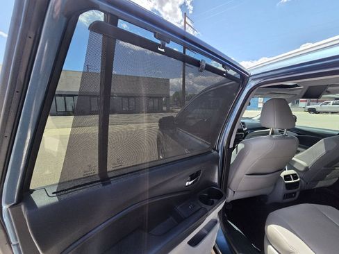 Used 2016 Honda Pilot Elite image 24