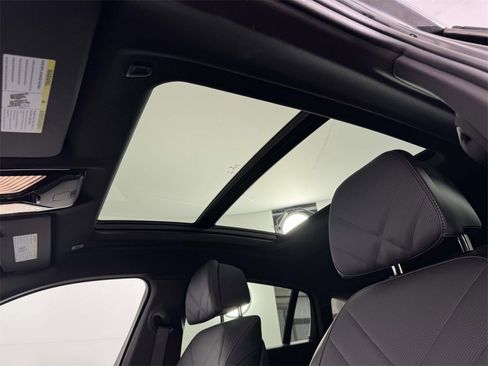 Used 2025 BMW X6 xDrive40i image 30