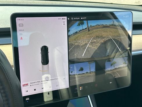 Used 2019 Tesla Model 3 Standard Range RWD image 16