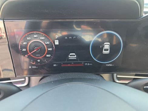 Used 2024 Hyundai Elantra SEL w/ Convenience Package FWD image 21