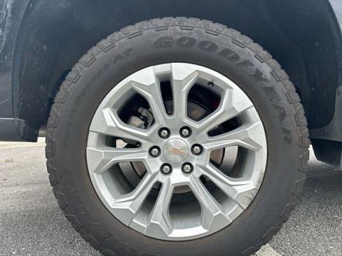 Used 2024 Chevrolet Silverado 1500 LTZ w/ LTZ Premium Package image 20