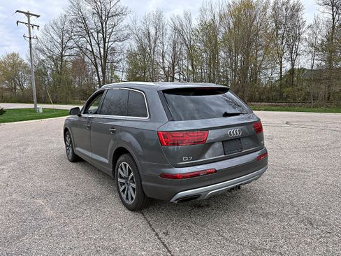Used 2018 Audi Q7 3.0T Prestige AWD/4WD image 7