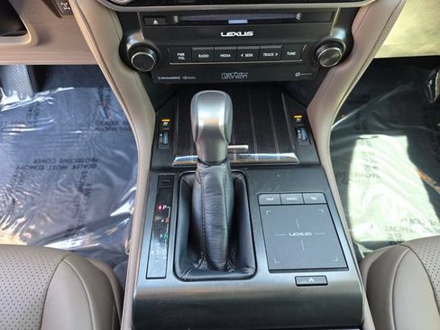 Used 2023 Lexus GX 460 Luxury w/ Sport Design Package AWD/4WD image 26