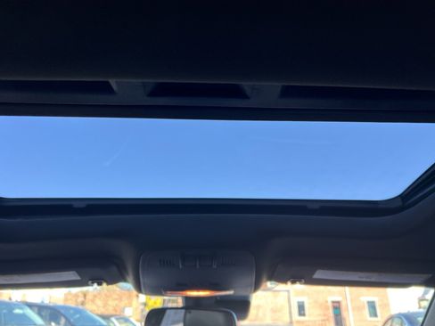 Used 2017 Buick Regal Premium w/ Driver Confidence Package #1 image 11