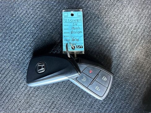 Certified 2024 Honda Prologue EX image 37