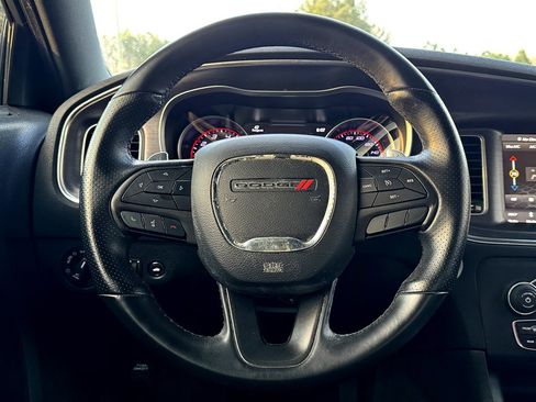 Used 2018 Dodge Charger R/T Scat Pack w/ Beats Audio Group image 16