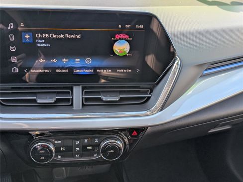 New 2026 Chevrolet Trax LT w/ Sunroof Package image 24