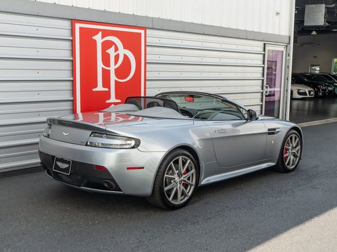 Used 2015 Aston Martin V8 Vantage GT RWD image 7