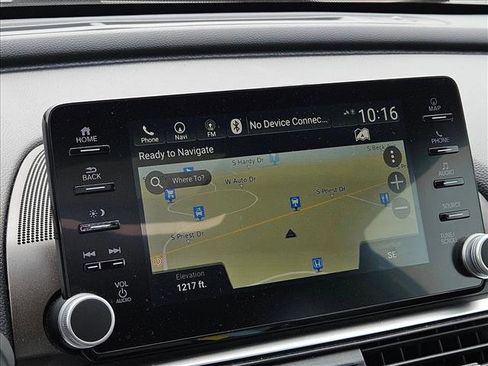 Used 2018 Honda Accord Touring image 14