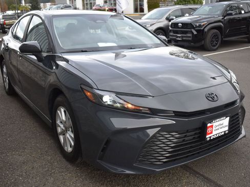 Certified 2025 Toyota Camry LE w/ Convenience Package image 3