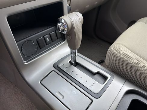 Used 2012 Nissan Pathfinder S RWD image 22
