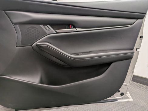 Certified 2023 MAZDA MAZDA3 s FWD image 29
