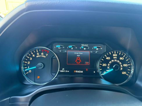 Used 2018 Ford F150 Lariat w/ Equipment Group 502A Luxury AWD/4WD image 21