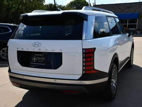 Used 2026 Hyundai Palisade SEL FWD image 6