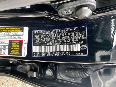 Used 2017 Toyota Camry SE image 29