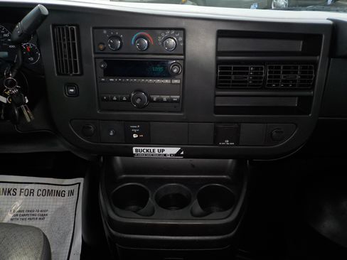 Used 2017 Chevrolet Express 3500 LT w/ LT Preferred Equipment Group RWD image 26