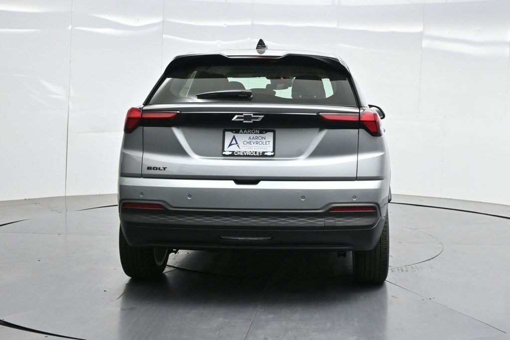 Used 2027 Chevrolet Bolt LT w/ Comfort Package FWD image 45