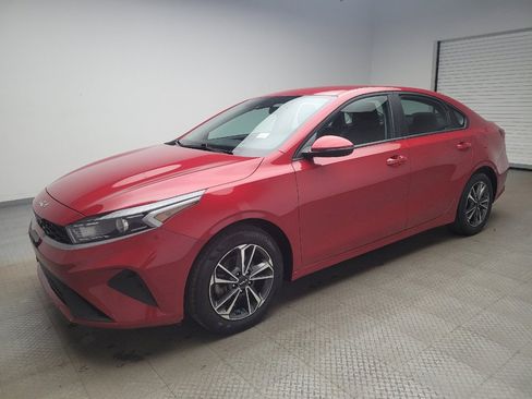 Used 2023 Kia Forte LXS w/ LXS Technology Package image 2