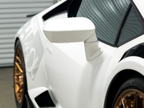 Used 2015 Lamborghini Huracan LP 610-4 image 45