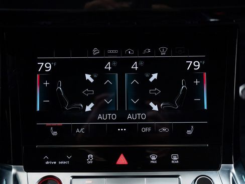 Used 2022 Audi e-tron S Prestige w/ Prestige Package image 14