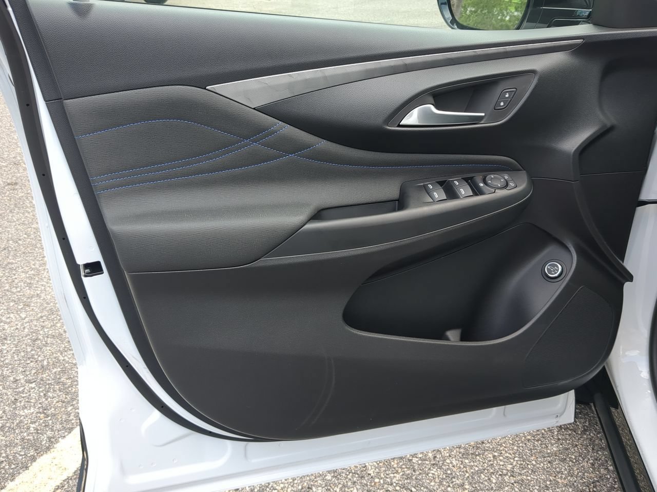 New 2026 Buick Envista Sport Touring w/ Convenience I Package FWD image 26