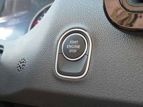 Used 2025 Mercedes-Benz Sprinter 2500 image 36