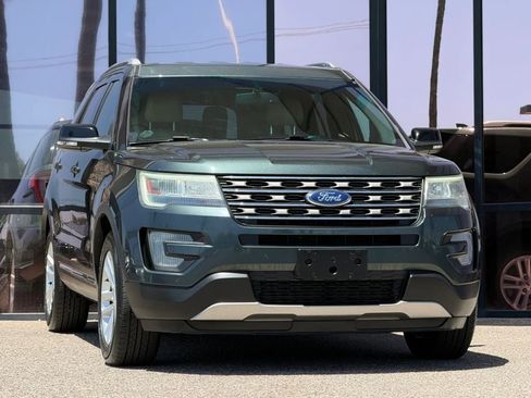 Used 2016 Ford Explorer XLT w/ Equipment Group 202A FWD image 18