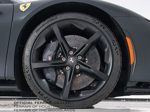 Used 2023 Ferrari SF90 Stradale AWD/4WD image 21