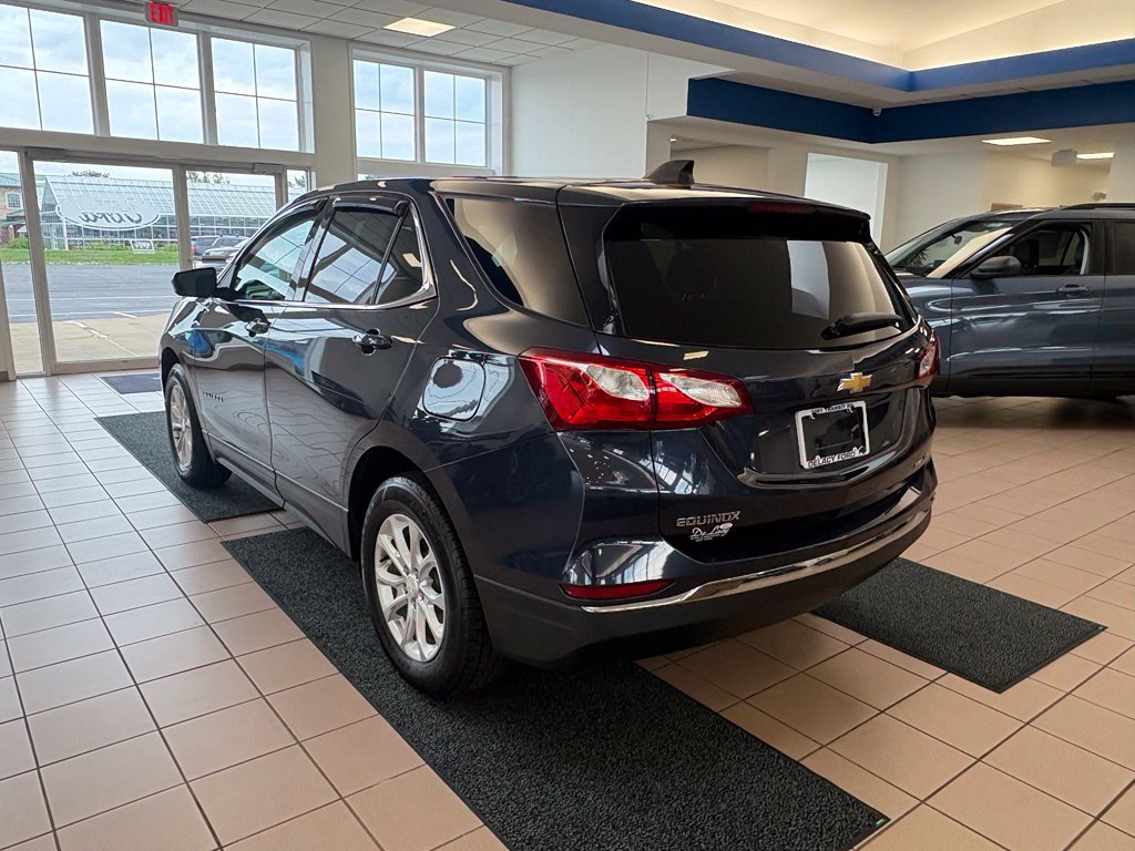 Used 2018 Chevrolet Equinox LT AWD/4WD image 3