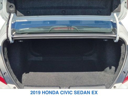 Used 2019 Honda Civic EX image 7