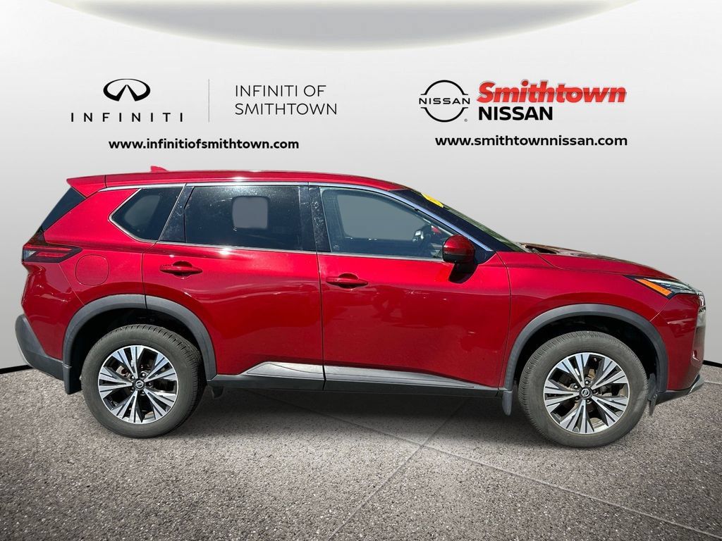 Used 2021 Nissan Rogue SV AWD/4WD image 4