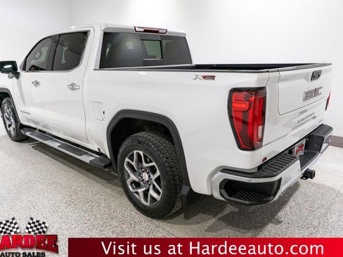 Used 2024 GMC Sierra 1500 SLT w/ SLT Convenience Package AWD/4WD image 3