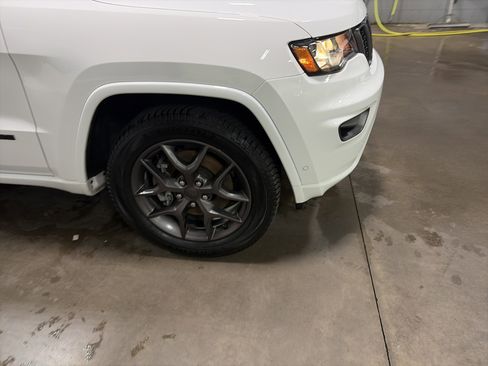 Used 2021 Jeep Grand Cherokee Limited w/ Quick Order Package 28K 80th AWD/4WD image 39