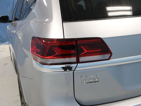 Used 2022 Volkswagen Atlas SE AWD/4WD image 36