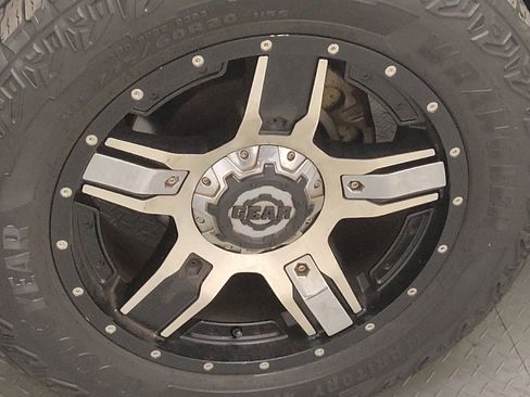 Used 2019 RAM 1500 Lone Star RWD image 31