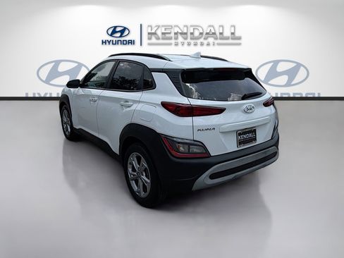 Used 2023 Hyundai Kona SEL w/ Cargo Package FWD image 4