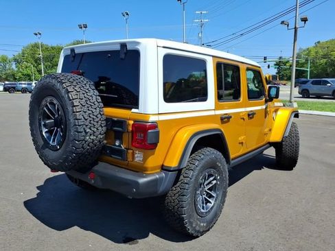 New 2026 Jeep Wrangler Unlimited Rubicon AWD/4WD image 3