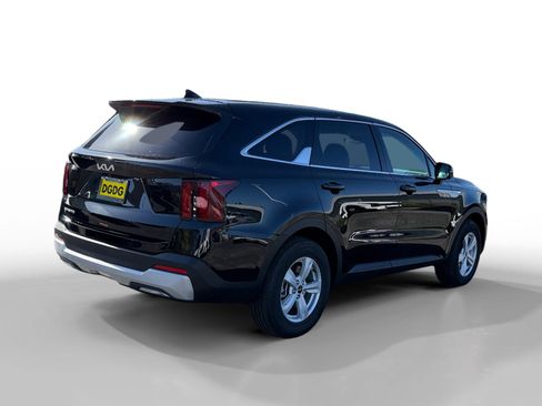 New 2026 Kia Sorento LX image 5