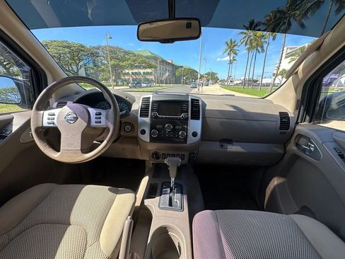 Used 2018 Nissan Frontier SV w/ Value Truck Package image 10