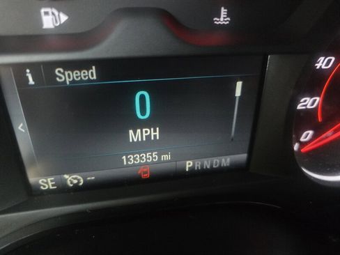 Used 2017 Chevrolet Camaro LT image 23