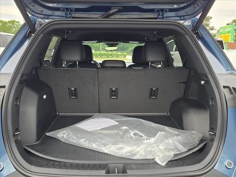 New 2026 Chevrolet Equinox LT w/ Convenience Package II AWD/4WD image 29