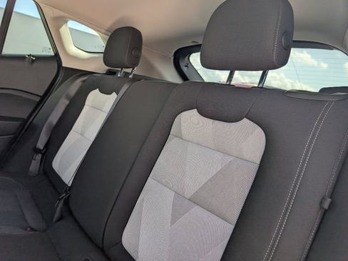Used 2024 Chevrolet Trax LS w/ LS Convenience Package FWD image 26
