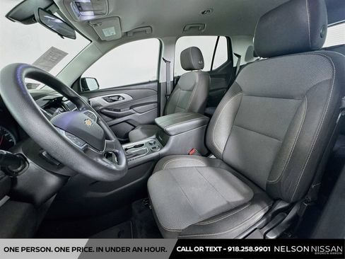 Used 2020 Chevrolet Traverse LS FWD image 19
