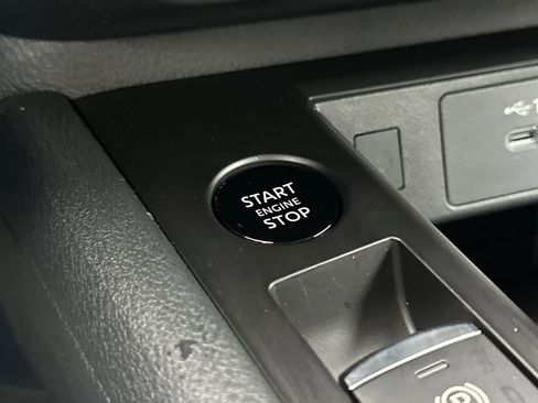 New 2026 Nissan Kicks SV image 22