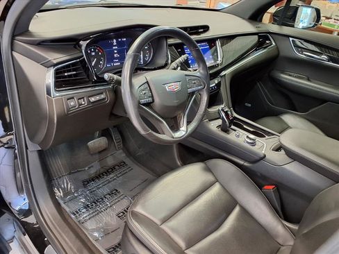 Certified 2022 Cadillac XT6 Premium Luxury w/ Technology Package image 19