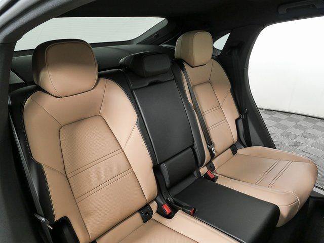 Used 2026 Porsche Cayenne Coupe AWD/4WD image 23