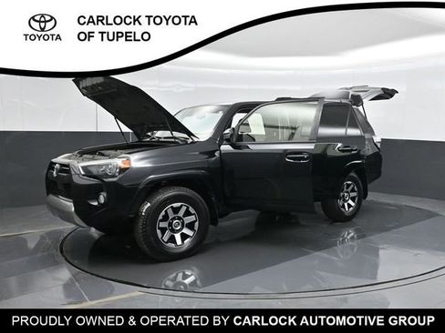 Used 2020 Toyota 4Runner TRD Off-Road AWD/4WD image 50