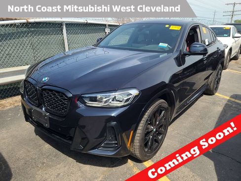 Used 2023 BMW X4 xDrive30i AWD/4WD image 1
