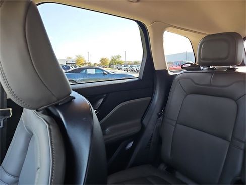 Used 2023 Lincoln Corsair Standard 4D Sport Utility image 13